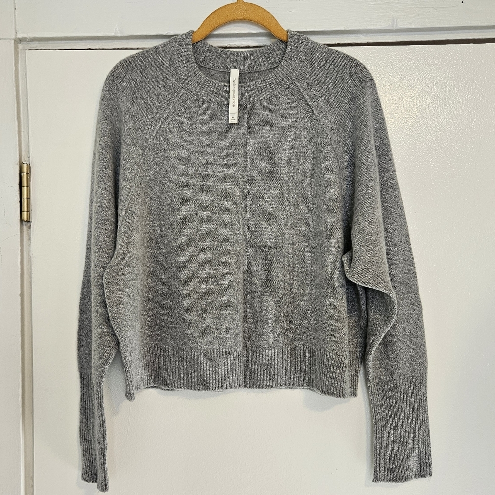Aritzia Babaton cashmere heather grey sweater